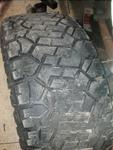 While I was fooling around, a little more tire grooving