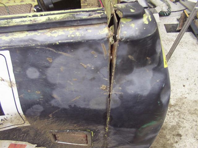 The end-caps have seperated from the quarters - driver's side