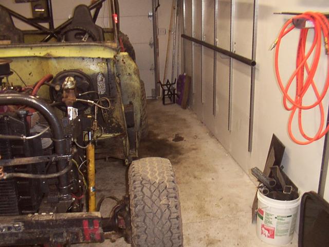 Clearance between the Scout and the wall with rollcage tubing storage