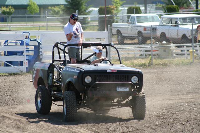 Tom and John on the divorce course