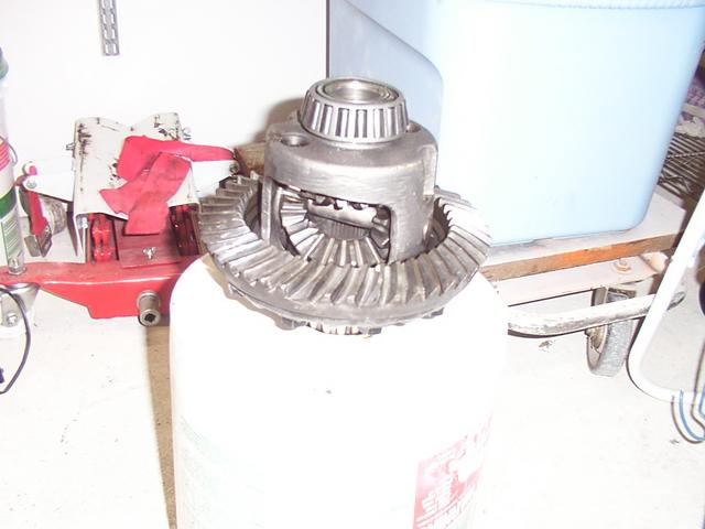 The TracLok carrier and old 4.09 Ring gear