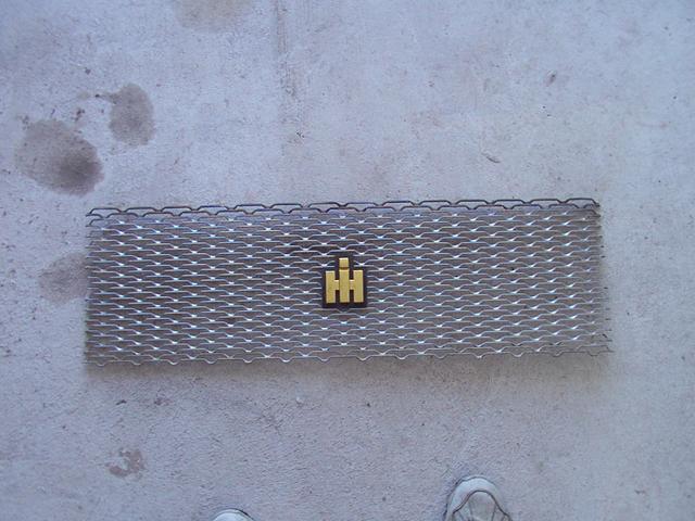 Scout 80 grille - appears to be in perfect condition, no dents/bends