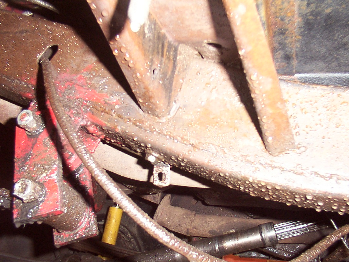 Driver's underside of the front body mount