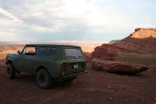 At an overlook at the top of the first climb towards Gemini Bridges / Bull Canyon